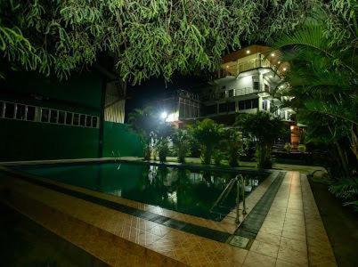 Delma Mount View Hotel Kandy Exterior photo