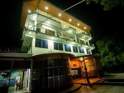 Delma Mount View Hotel Kandy Exterior photo