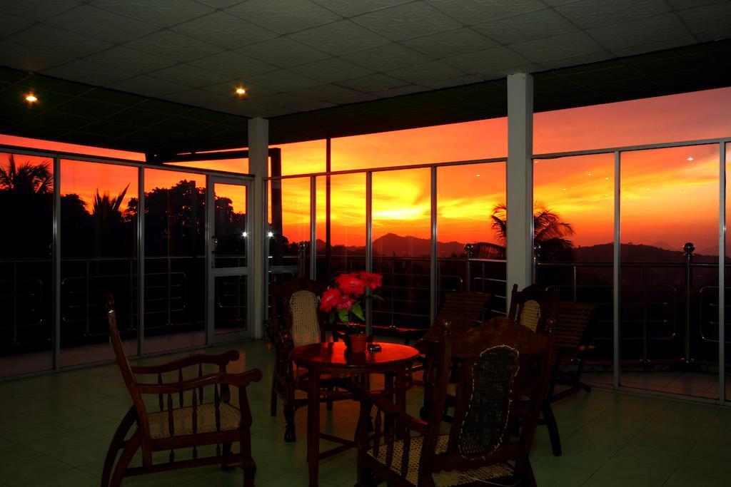 Delma Mount View Hotel Kandy Exterior photo